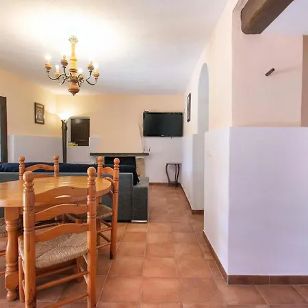 Melchora Villa *